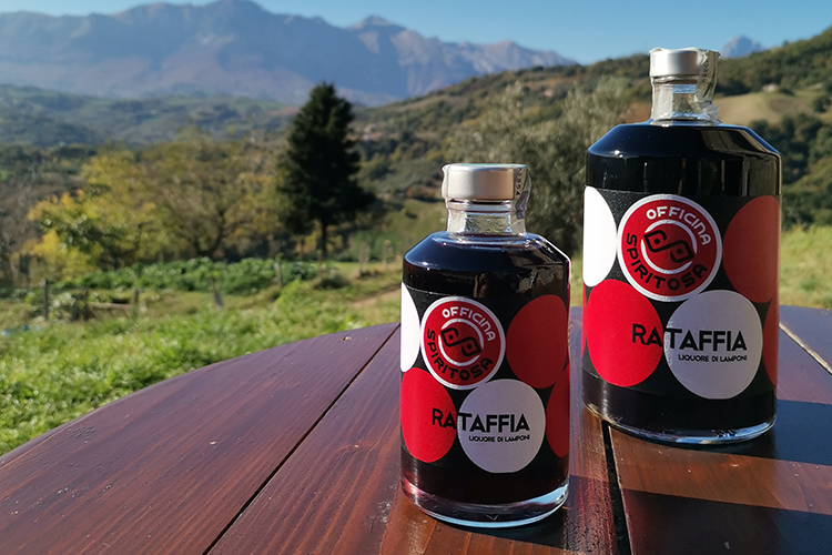 Rataffia: la Dolcezza del Montepulciano incontra la Freschezza del Lampone